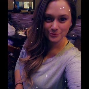 Meet your posher ~ Crystal